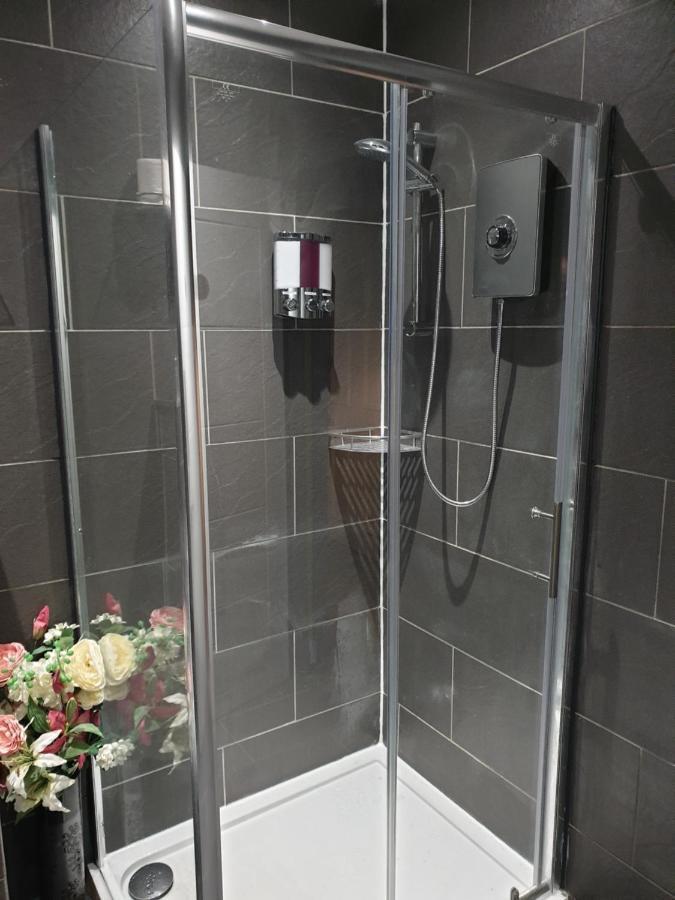 Chambre Double Économique avec Salle de Bains Extérieure Privative.