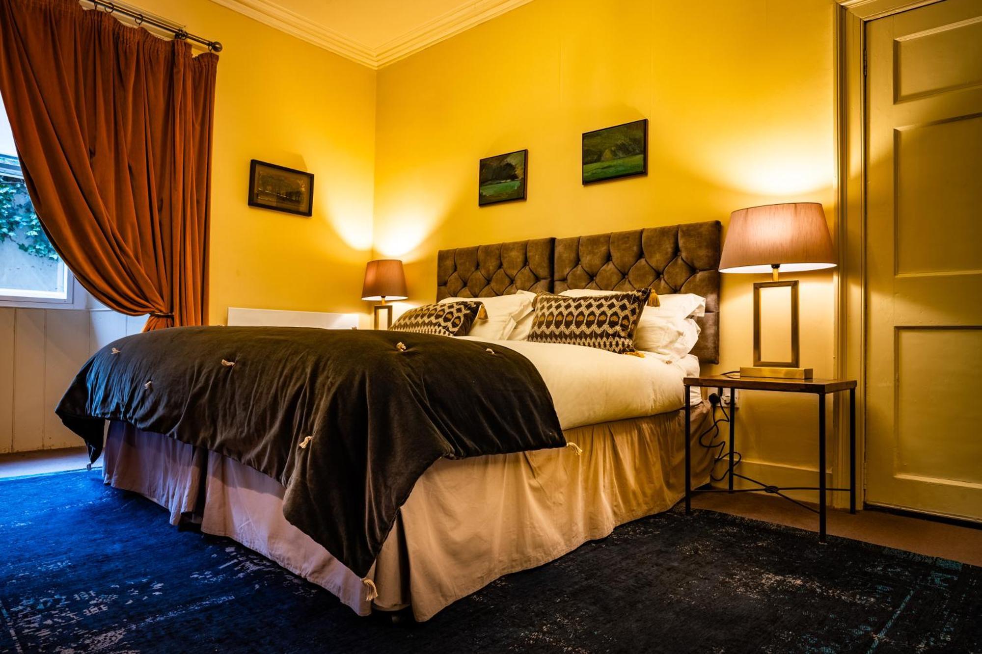 Chambre Double ou Lits Jumeaux avec Salle de Bains Privative