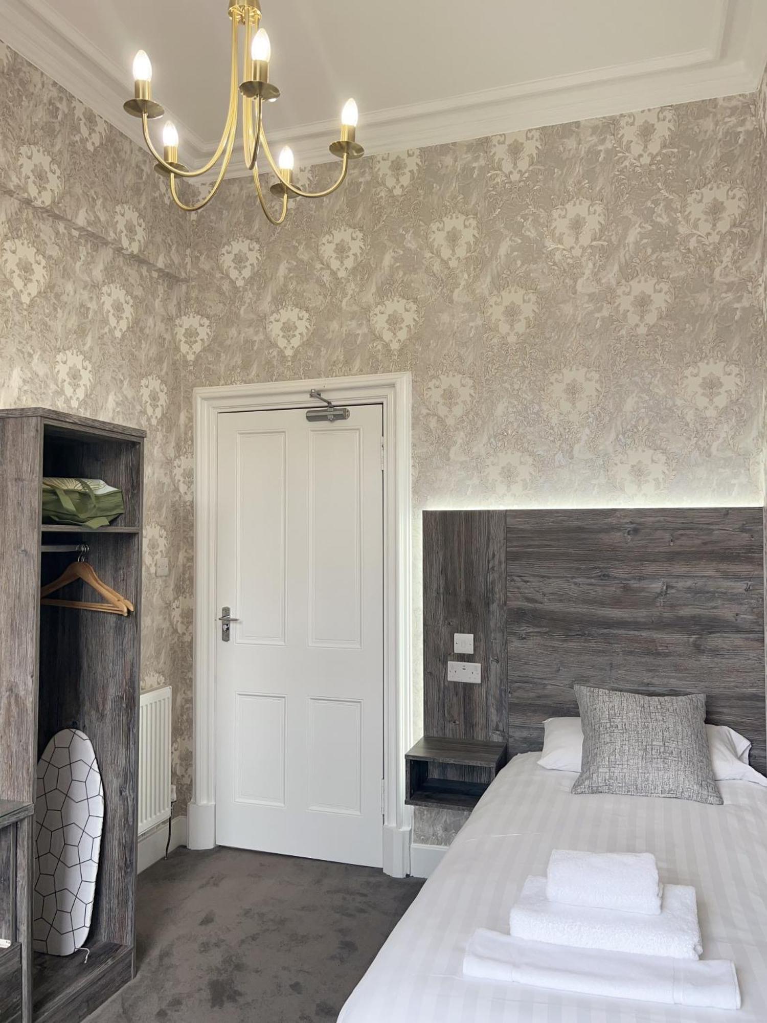 Chambre Simple Standard avec Salle de Bains Commune