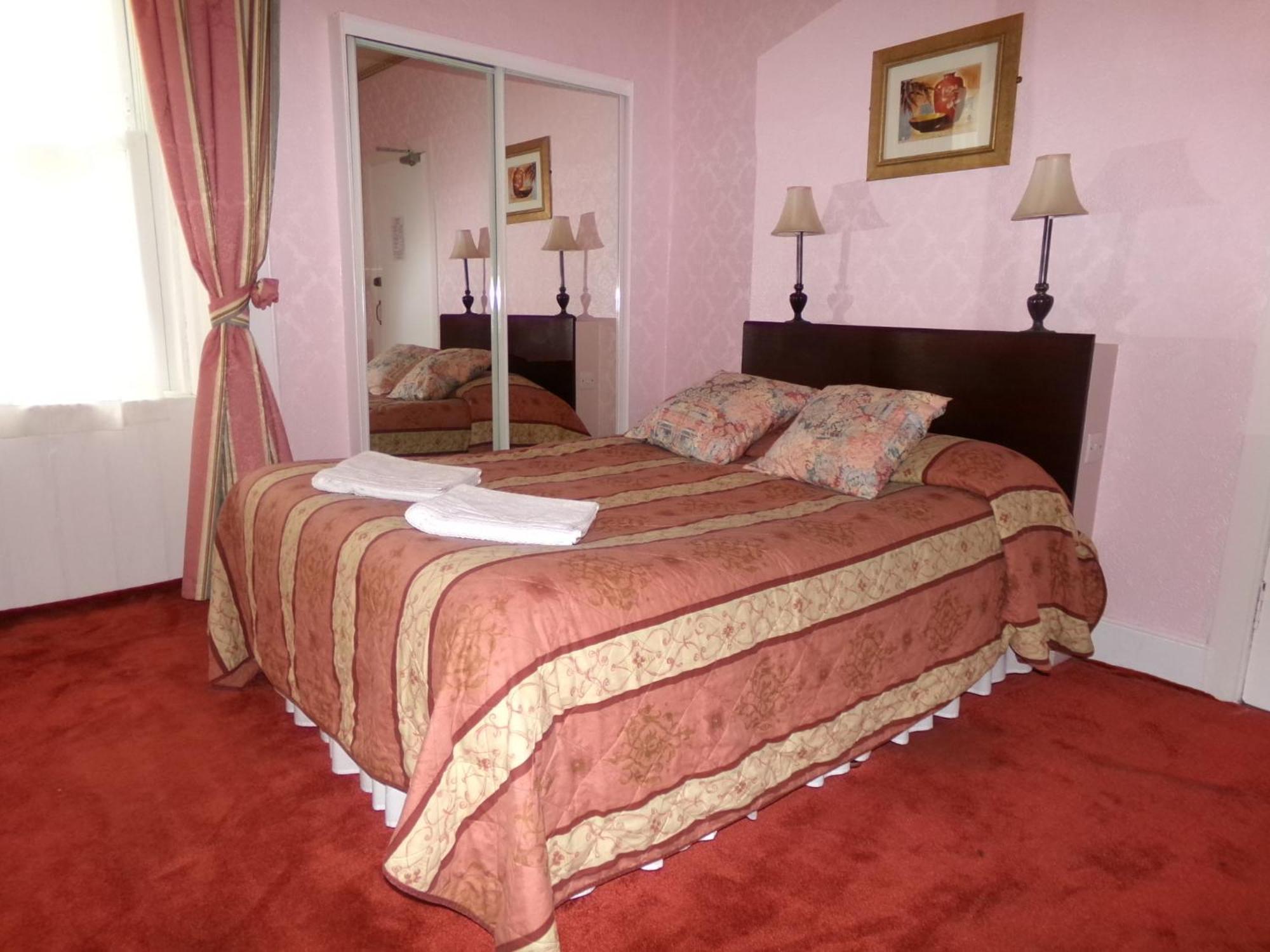 Chambre Double avec Salle de Bains Privative