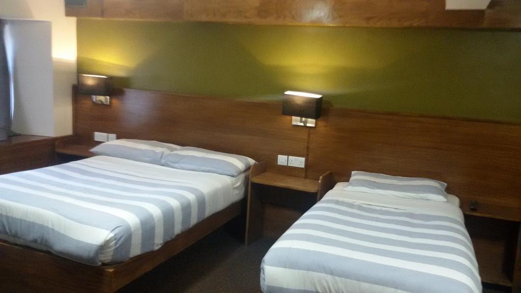 Chambre Familiale (4 Adultes)