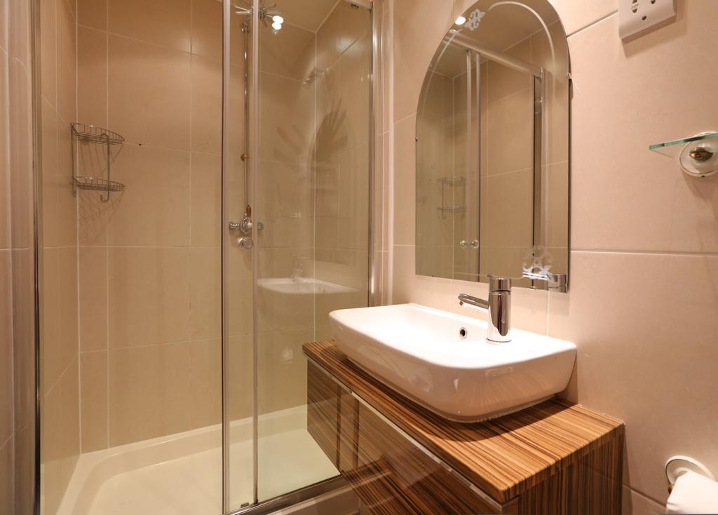 Double or Twin Room Mountain View