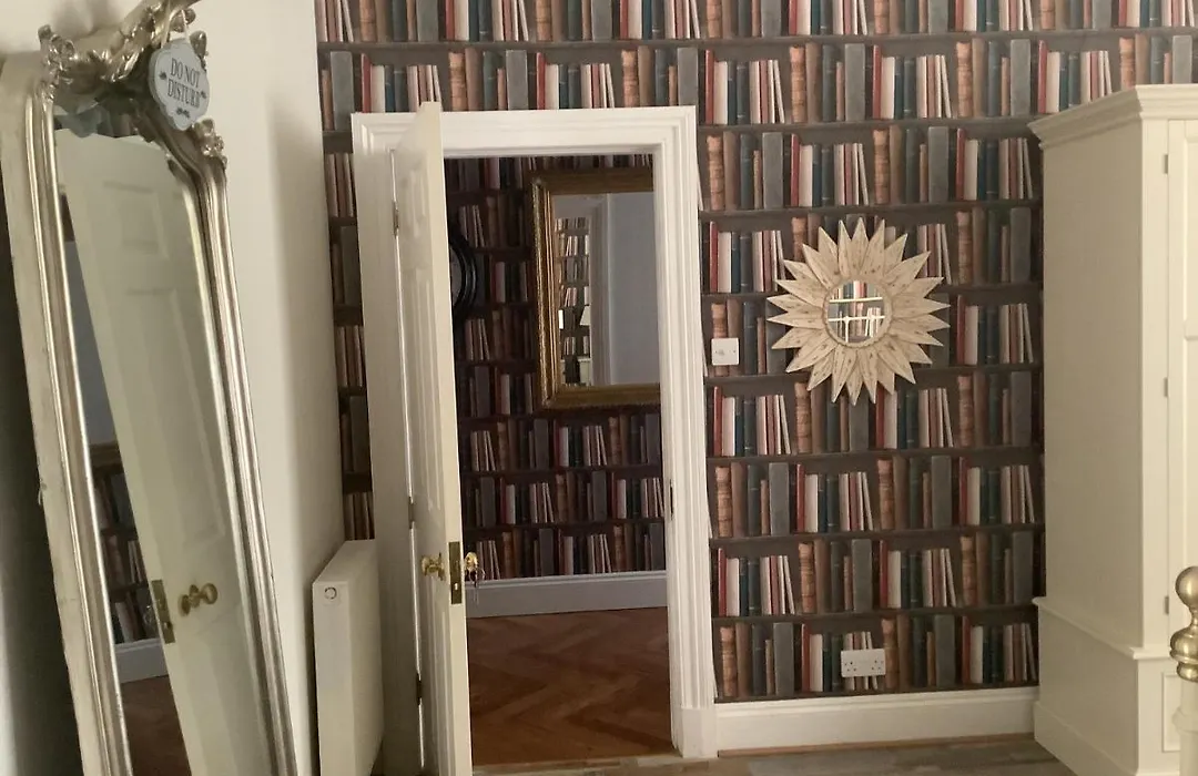 A Room In The City - West-1