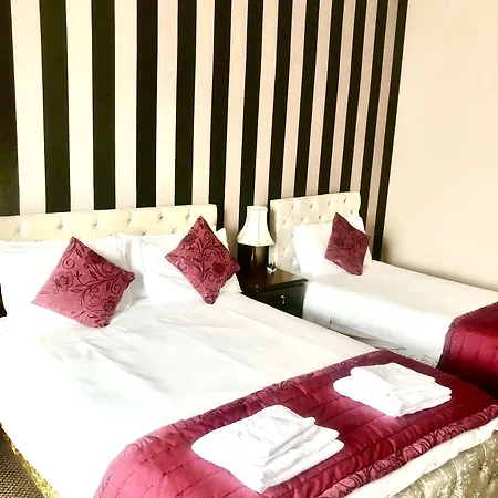Dalry Guesthouse-3