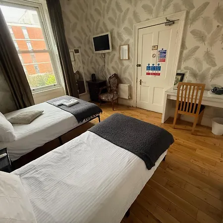 Balmore Guest House-2