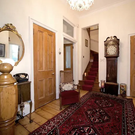 Glendevon Central Bed And Breakfast-2